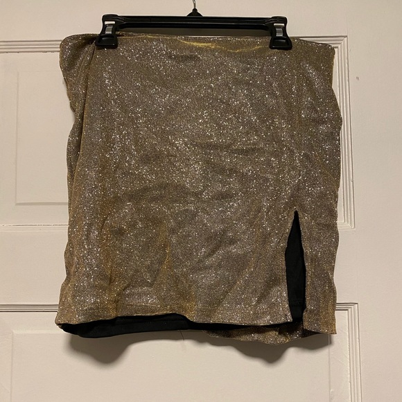 OOTDFASH TWO PIECE GOLD GLITTER - Picture 3 of 3